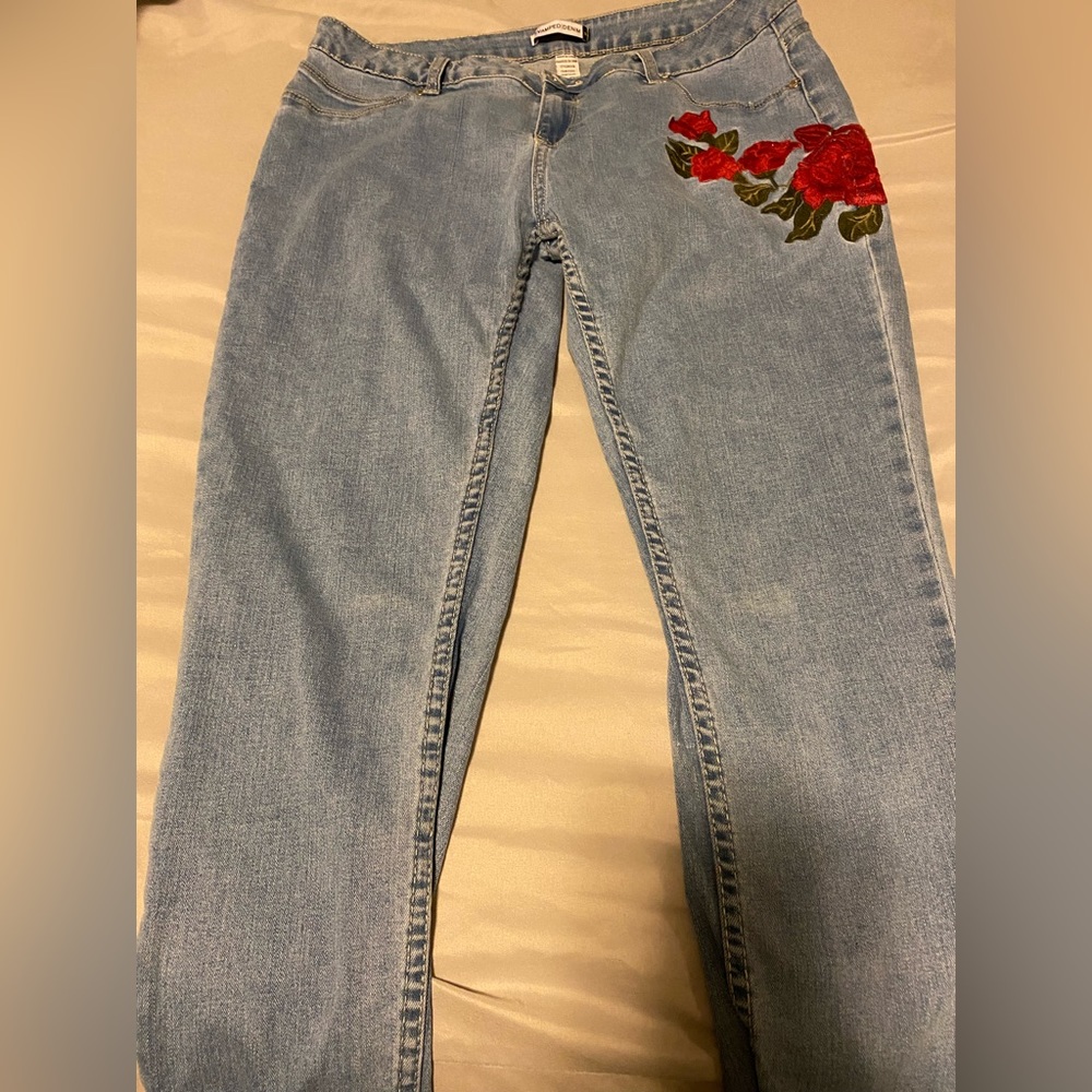 Vintage size 8 Revamped Denim women’s jeans with floral design